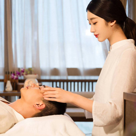 杭州西湖YanYan养生馆秉持“客户至上”的服务理念